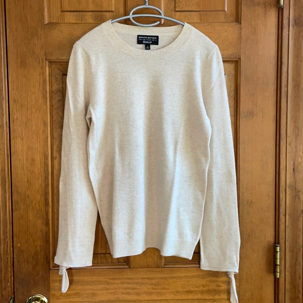 Banana Republic sweater